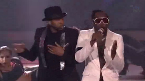Usher-Will.i.am-OMG-Live-on-American-Idol