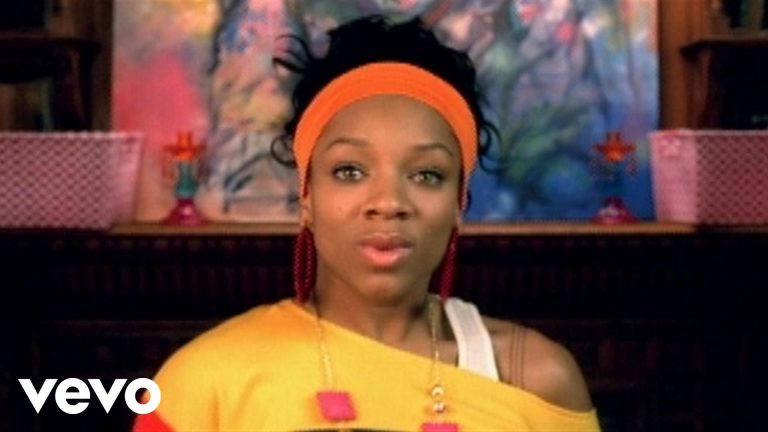 Lil Mama ft. T-Pain – ‘What It Is (Strike A Pose)’