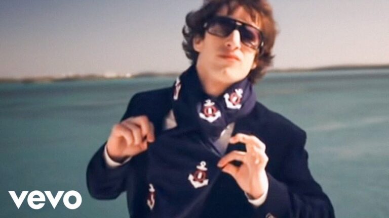 The Lonely Island feat. T-Pain – “I’m On A Boat” Music Video