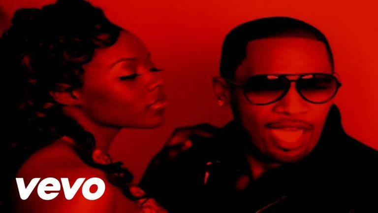 Jamie Foxx feat. T-Pain – “Blame It (On the Alcohol)” Music Video