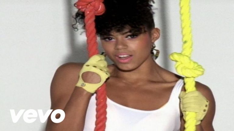 Electrik Red – “So Good” Music Video