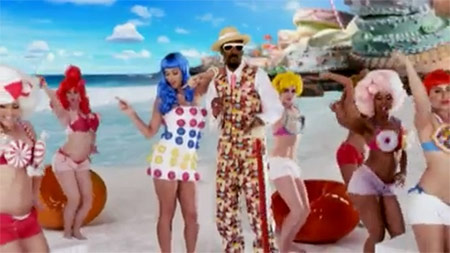 Katy Perry feat. Snoop Dogg – California Gurls Music Video