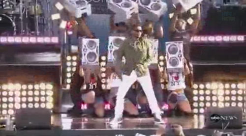 Usher performing DJ Got Us Fallin In Love Again Live at GMA