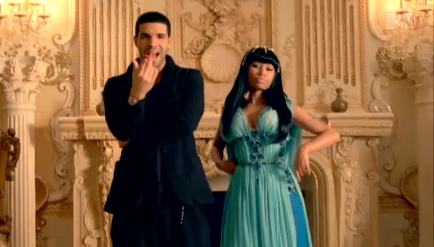 Nicki Minaj feat. Drake – Moment 4 Life Music Video