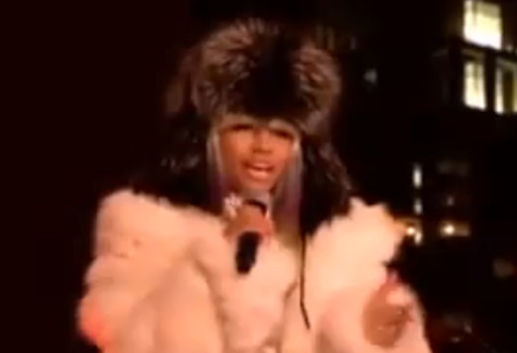 Nicki Minaj performs “Moment 4 Life” and “Save Me” Live for New Years 2011 with Carson Daly