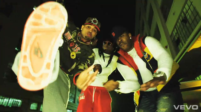 Chris Brown feat. Lil’ Wayne and Busta Rhymes – Look At Me Now Music Video