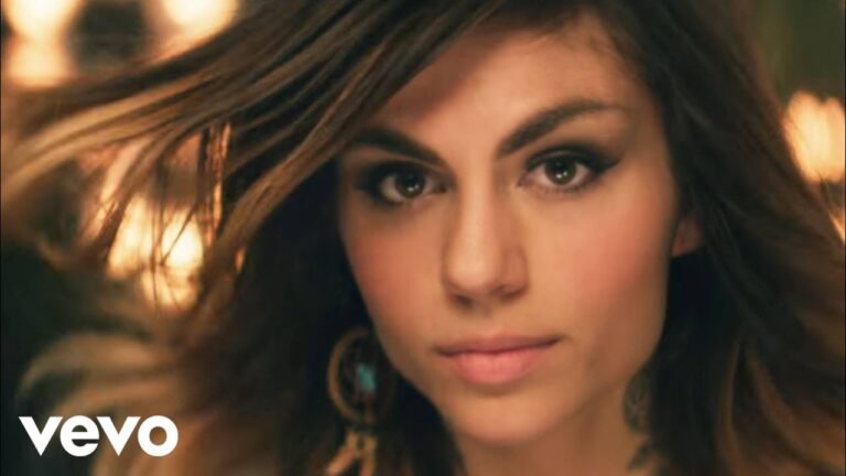 Krewella – Live for the Night