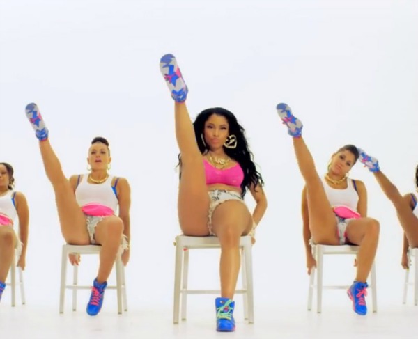 Nicki Minaj – “Anaconda” Music Video