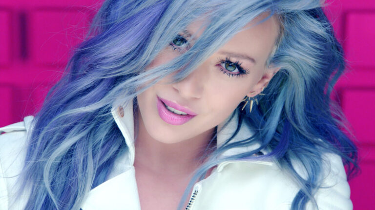VIDEO: Hilary Duff – “Sparks”