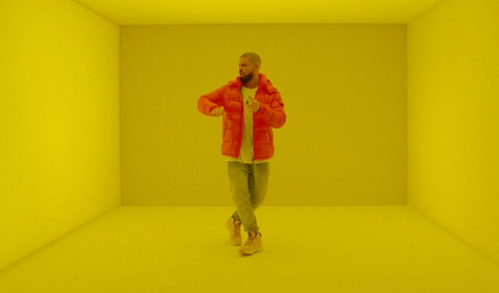 Video: Drake – “Hotline Bling”