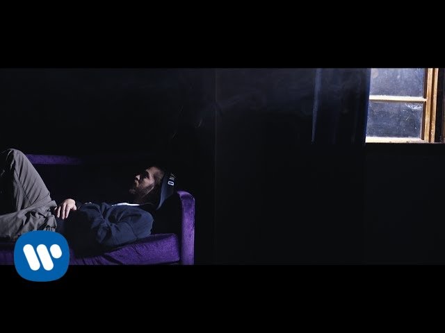 ‘Nevermind’ Dennis Lloyd