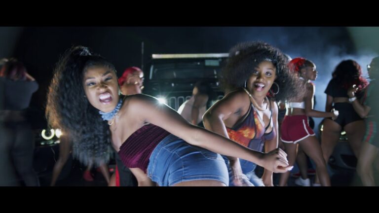 Taylor Girlz – Big Ole Booty