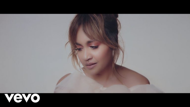Jessica Mauboy – Little Things