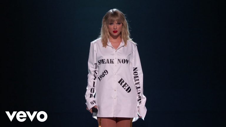 Taylor Swift – Live at the 2019 American Music Awards