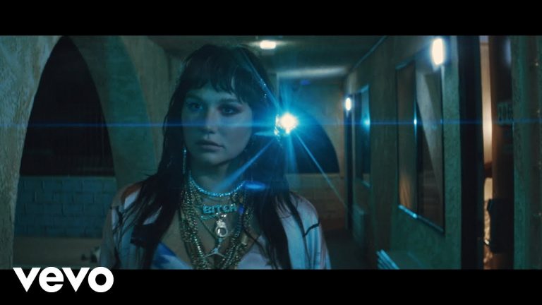 Kesha – My Own Dance