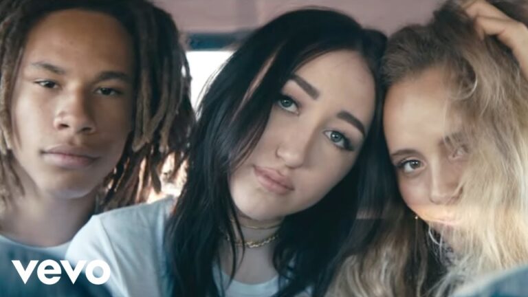 Noah Cyrus – ‘Stay Together’