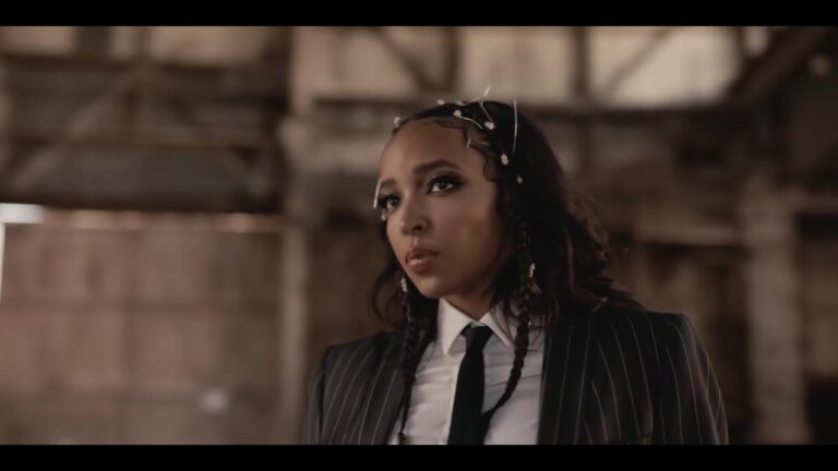 Tinashe, MAKJ – Save Room For Us