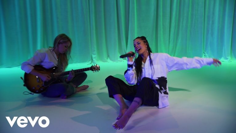 “3am (Stripped)” Halsey