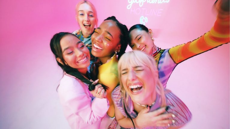“Girlfriends” Boys World