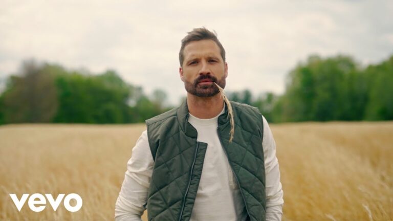 Walker Hayes – “Fancy Like”