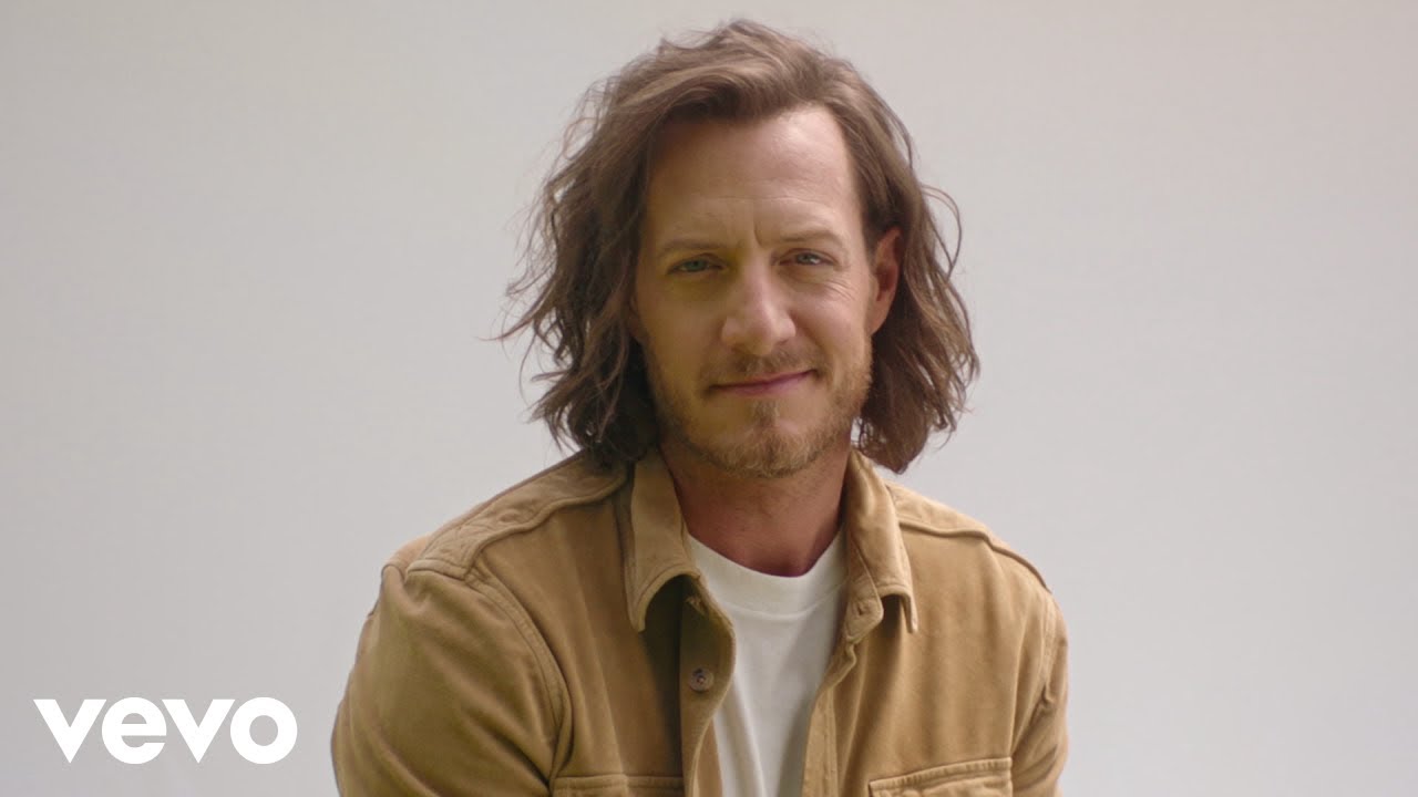 “5 Foot 9” Tyler Hubbard