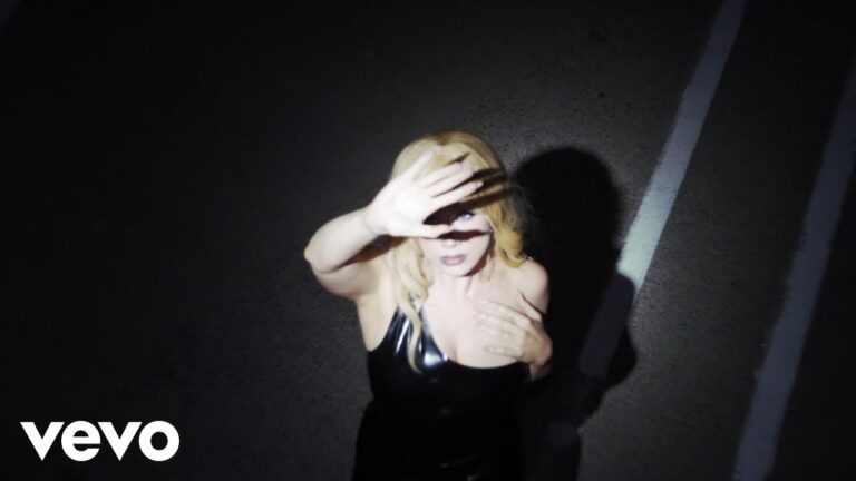 Slayyyter – Erotic Electronic