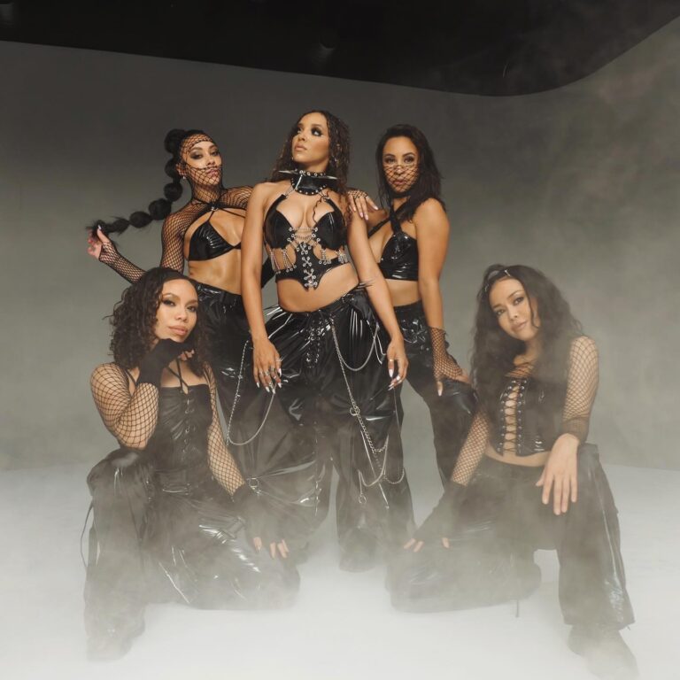 Tinashe – “X / I Can See the Future”