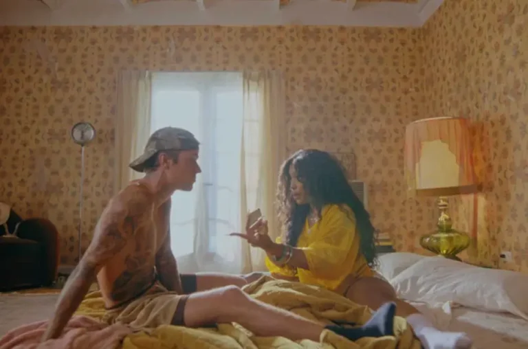 SZA – “Snooze”