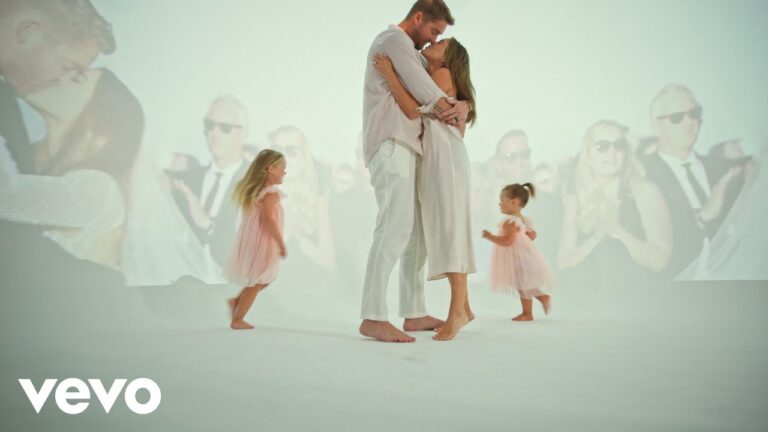 Brett Young – Dance With You