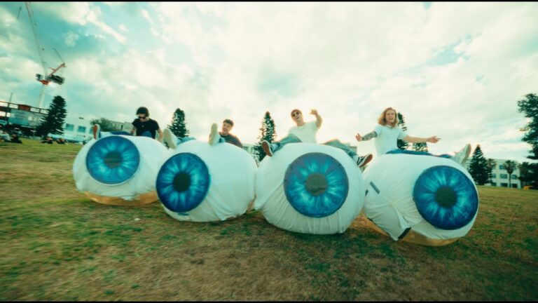 Midnight Til Morning – Navy Eyes