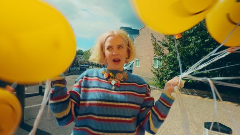 Anne-Marie – DEPRESSED