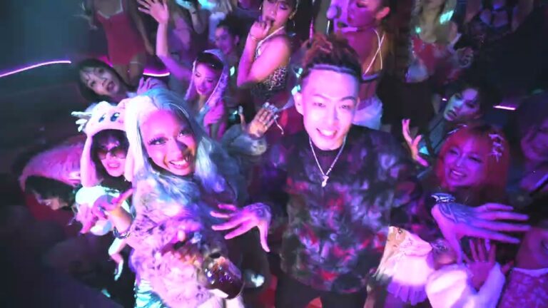 3Li¥en, Candee – JAPUSSY