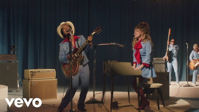 Lady Gaga, Bruno Mars – “Die With a Smile”