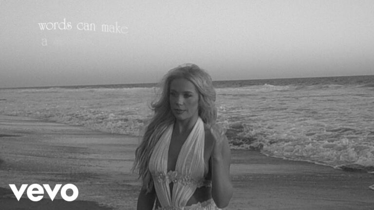 Megan Moroney – ‘Beautiful Things’