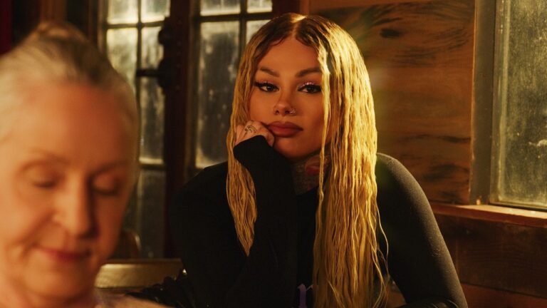 Snow Tha Product – “Bless Your Heart (Fake Christians)”