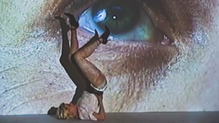Robyn – ‘Blow My Mind’