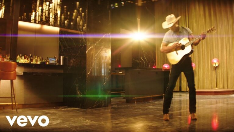 Jon Pardi – Boots Off