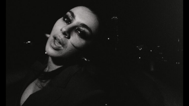 Charli xcx – “Rock Music”