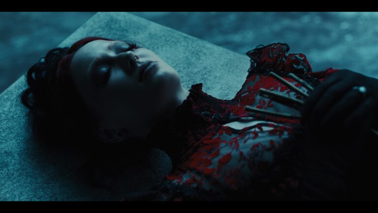 Motionless in White, Skylar Grey – R.I.P.