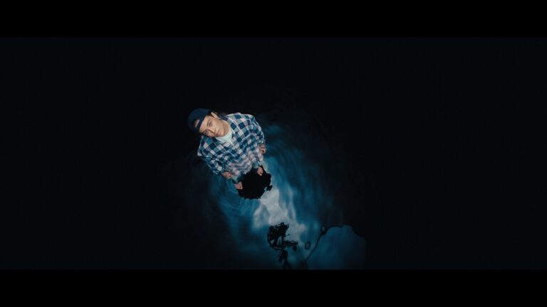 Tash Sultana – Something in the Water