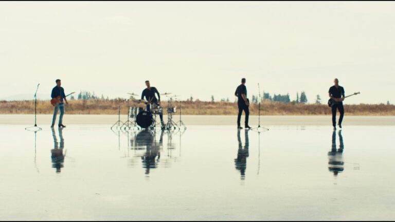Nickelback – Make Me Love You
