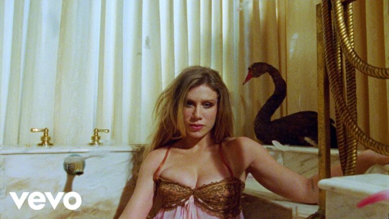 Slayyyter – i think he’s got a girl